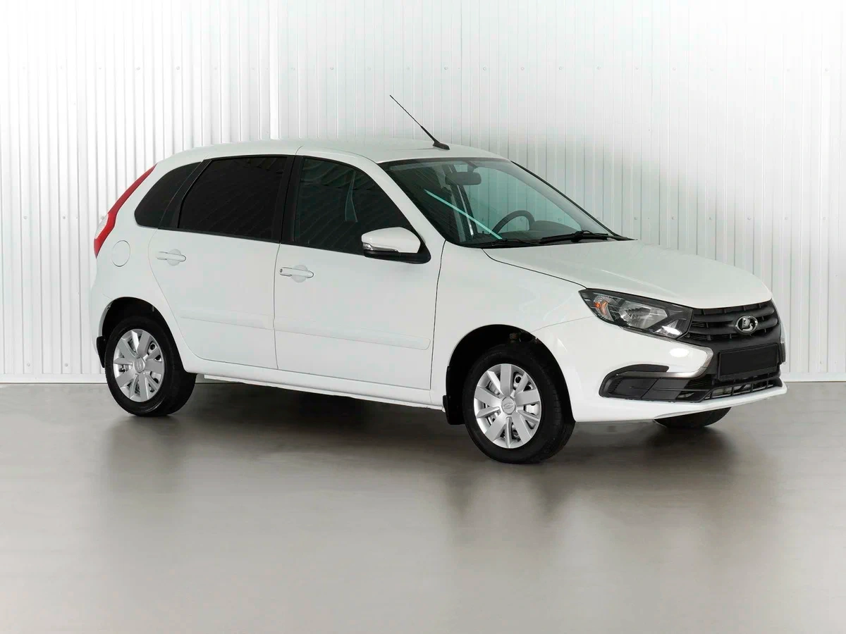 Lada Granta Хэтчбек в Уфа - фото №1